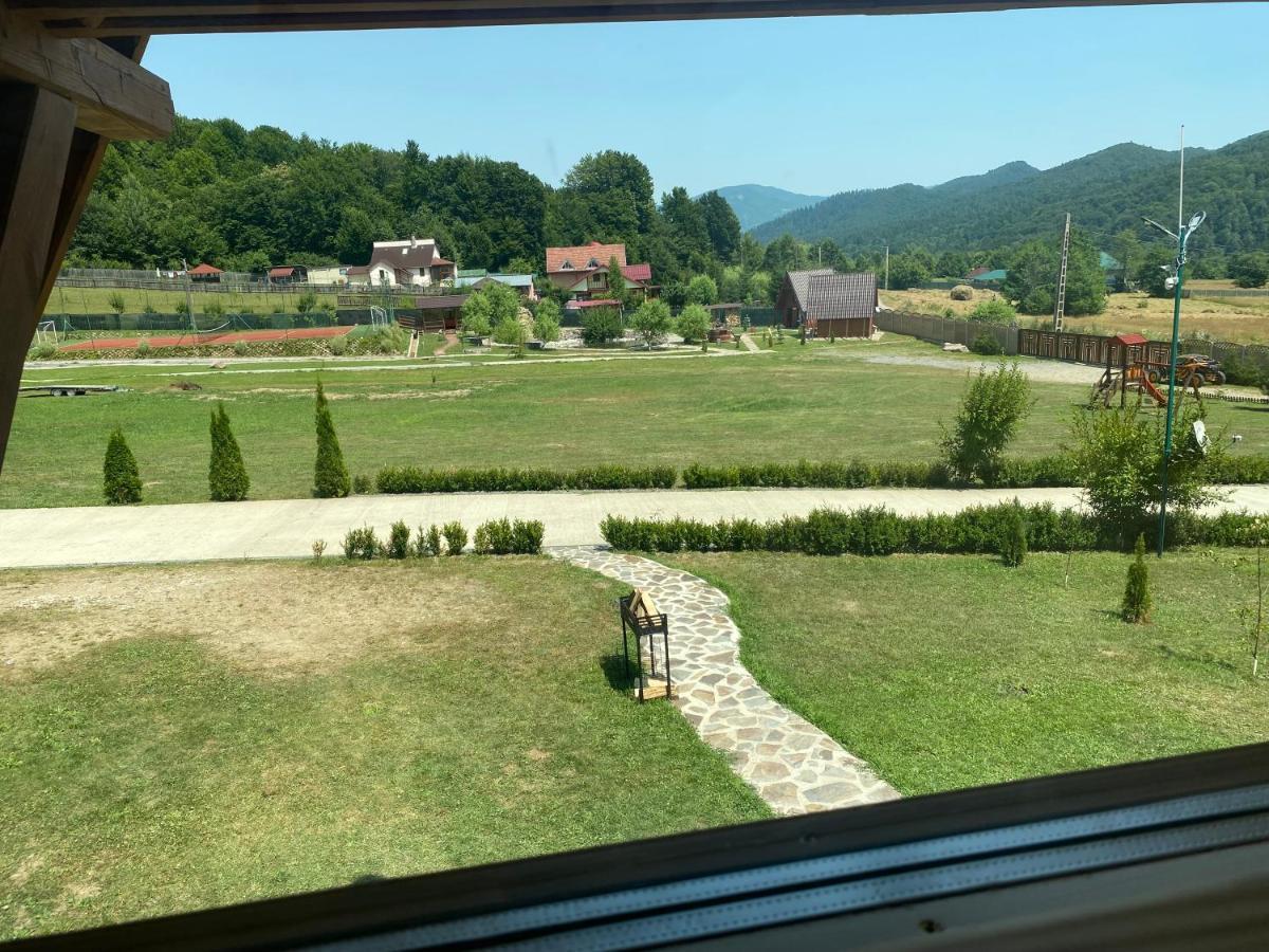 Green Property Dofteana 외부 사진