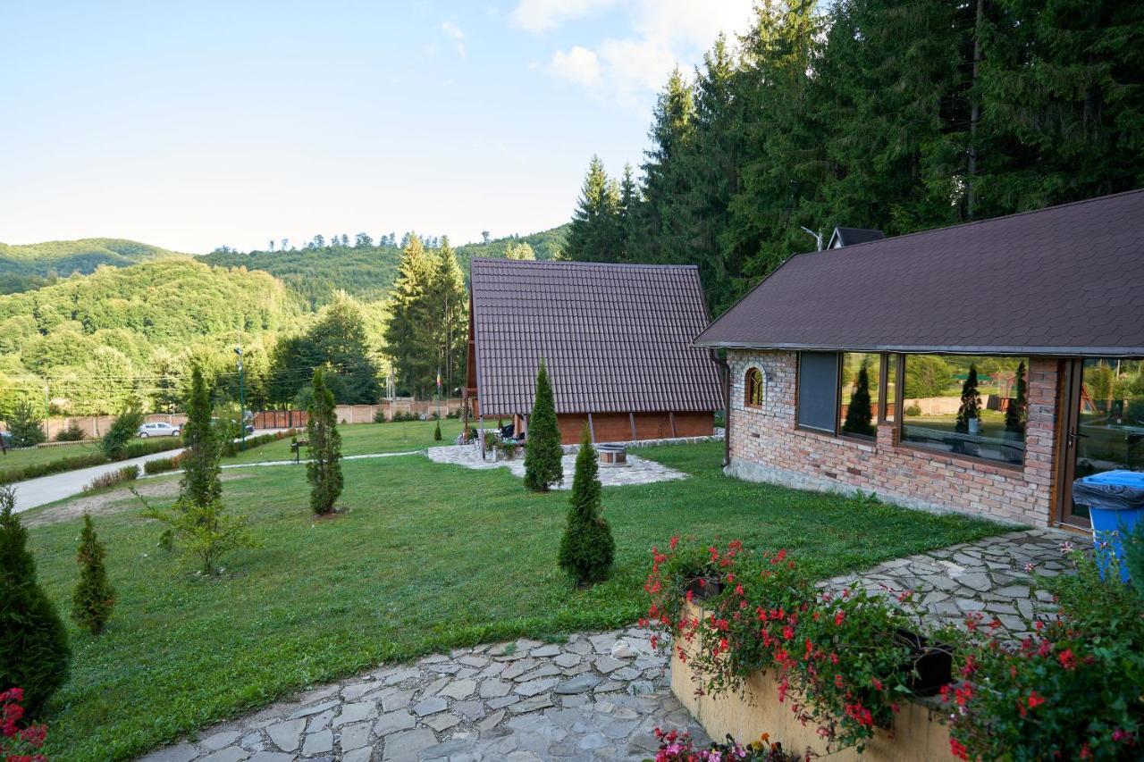 Green Property Dofteana 외부 사진